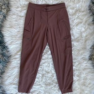 Athleta Venture Pant in Hearth Rose